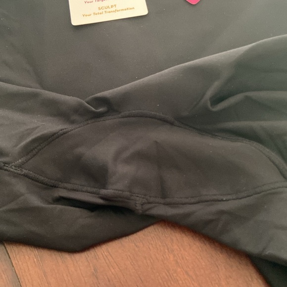 NWT Spanx high waisted shaper shorts - Picture 9 of 9